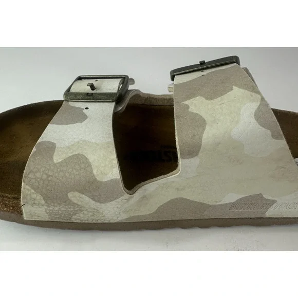 Birkenstock Arizona Slide Sandals 2 Strap Buckle Men's 5 Women's 7 Camo Leather - Picture 9 of 16